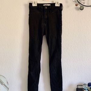 HOLLISTER high-wasted skinny jeans ✨
